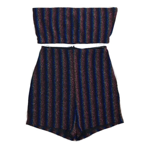 High waisted shorts set. Sizes S/M/L. - Picture 3 of 6